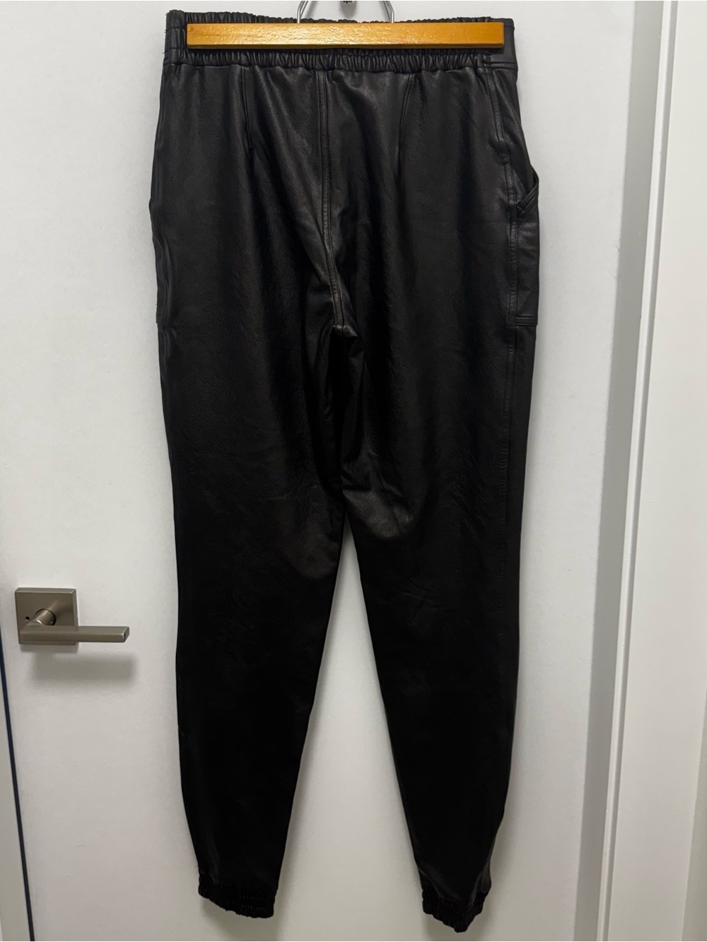 SPANX Black Faux Leather Joggers Pantss sz S - Picture 4 of 12